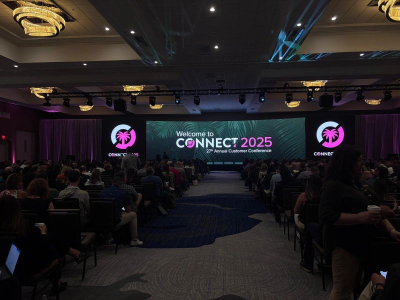 Attendees at CMiC CONNECT 2025 in Palm Springs